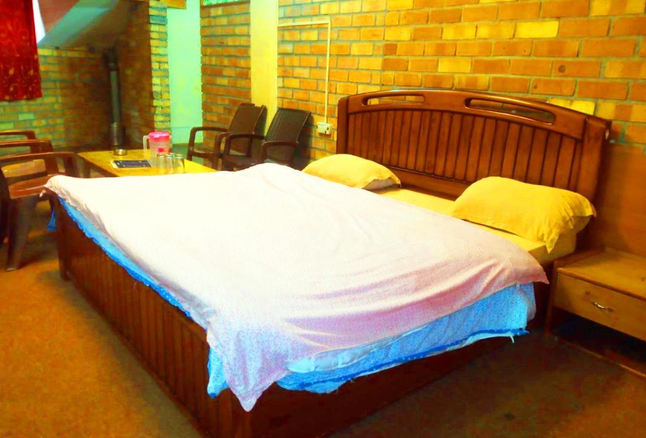 The Alpine Guest House Kasol Kültér fotó