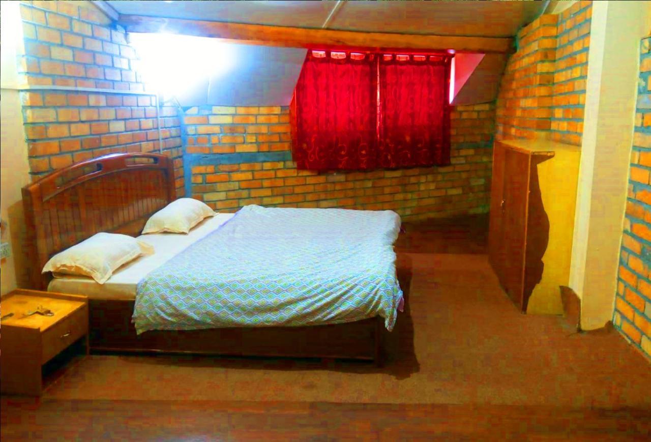 The Alpine Guest House Kasol Kültér fotó