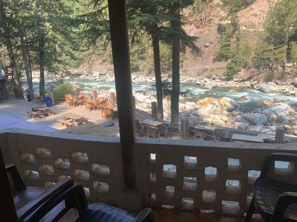 The Alpine Guest House Kasol Kültér fotó